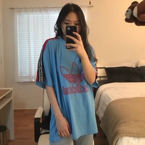 Adidas tee